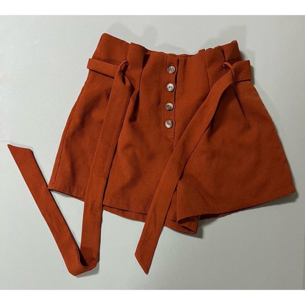 Orange Auburn High-Waisted Belted Paper Bag Button-Up Shorts Bottoms Size M 🤎